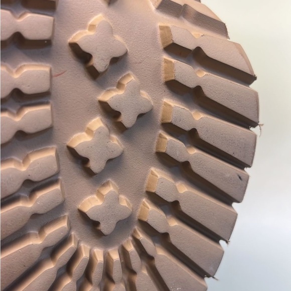 AGL MADE IN ITALY LEATHER SUEDE Brown Heeled Boots with Chunky Platform - Picture 6 of 8